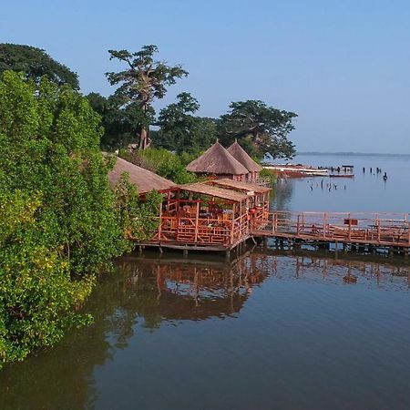 Bintang Bolong Lodge エクステリア 写真