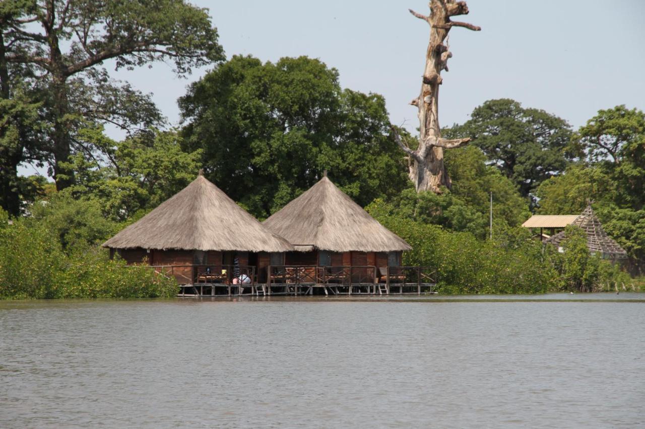 Bintang Bolong Lodge エクステリア 写真