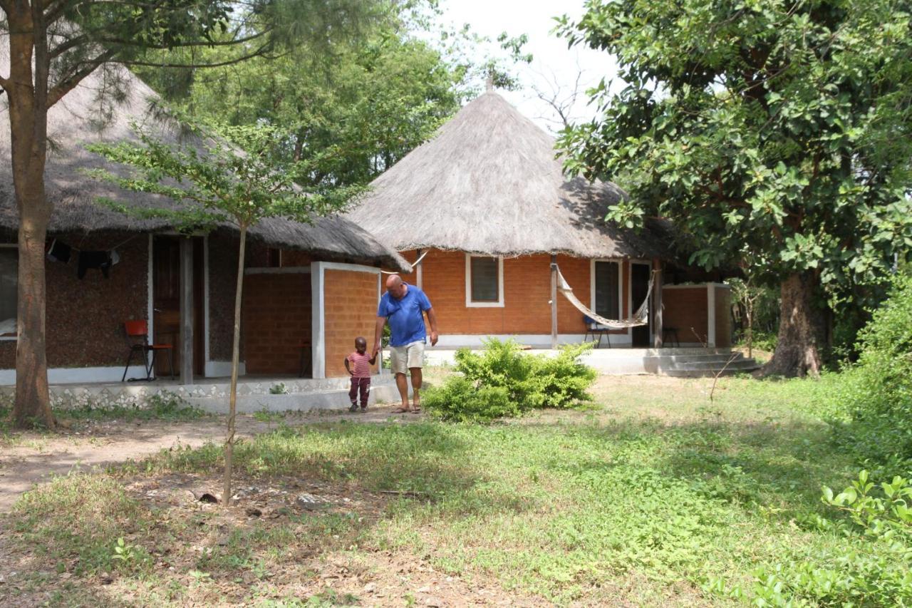 Bintang Bolong Lodge エクステリア 写真