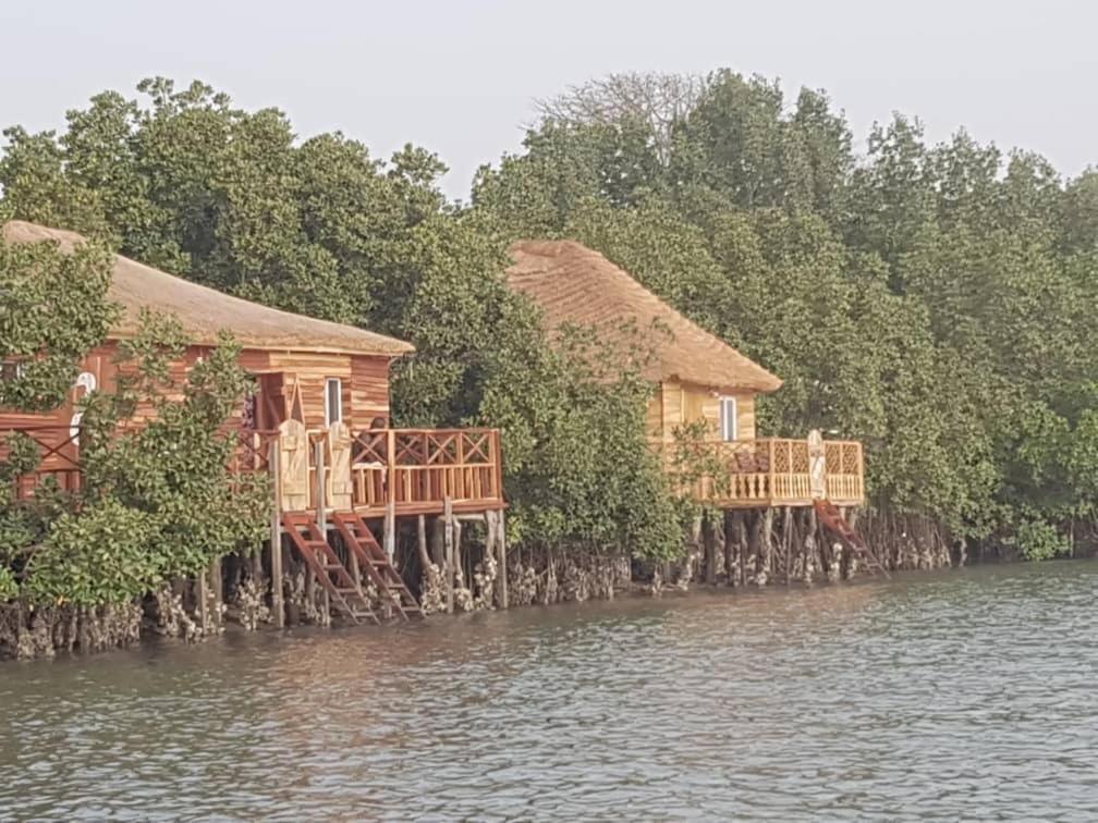 Bintang Bolong Lodge エクステリア 写真