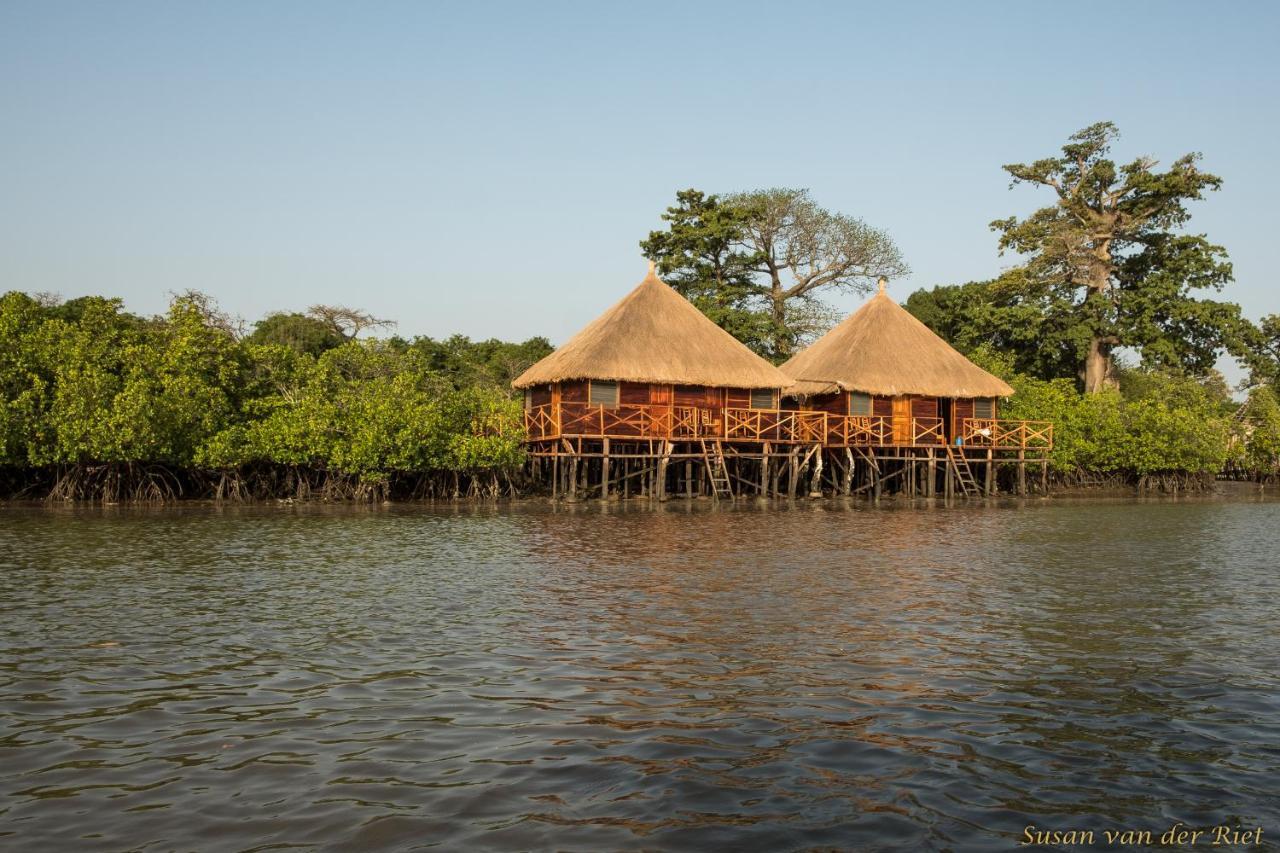Bintang Bolong Lodge エクステリア 写真